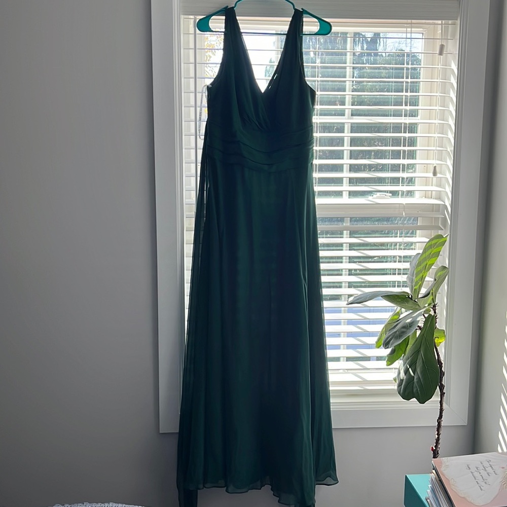 David’s Bridal Juniper Dress style F19831